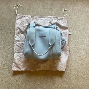 Dagne Dover small Carry All Skyway